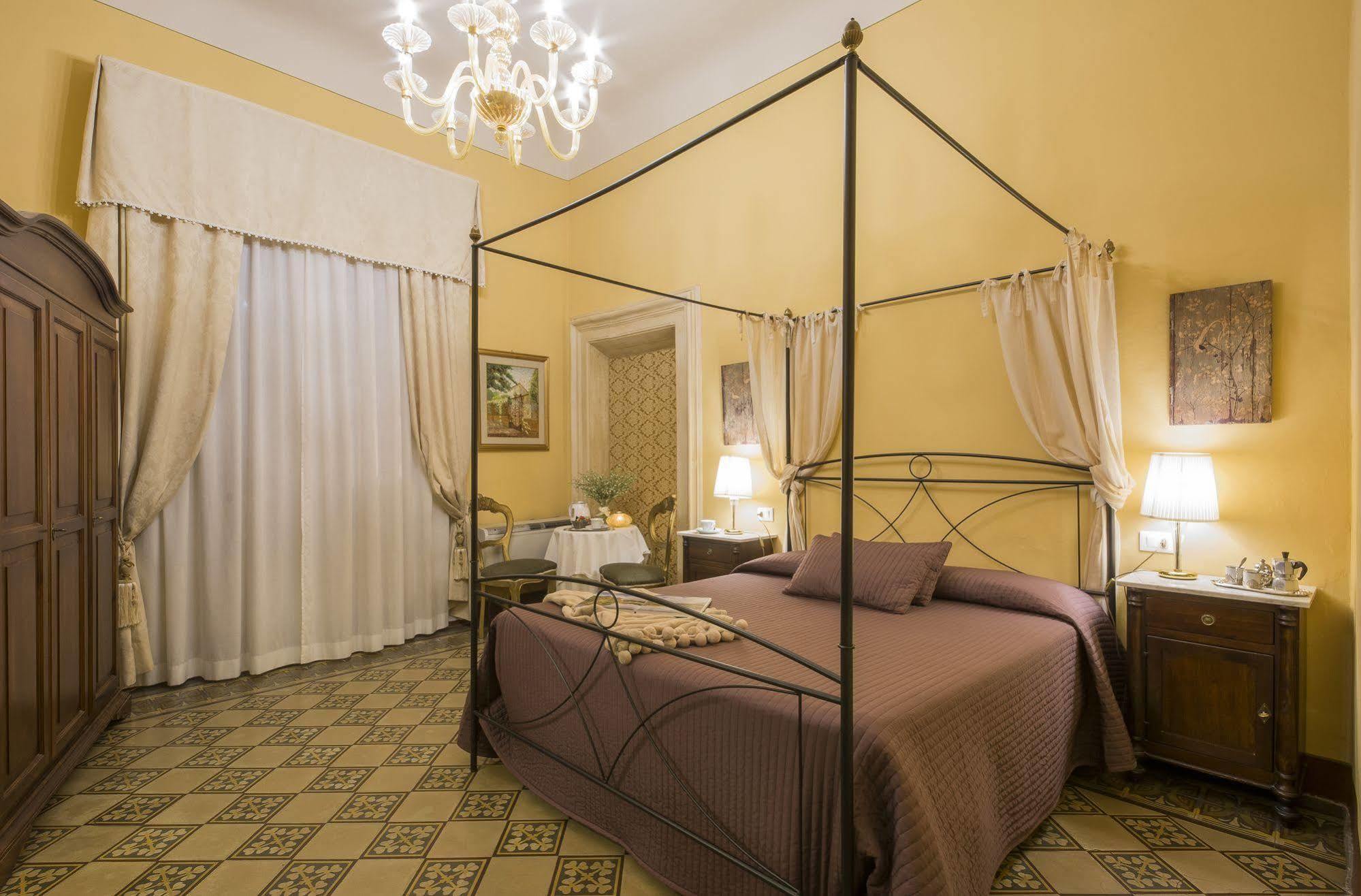 La Boheme Bed & Breakfast Lucca Exterior photo